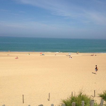 Saint-André-de-Seignaux Camping Le Ruisseau מראה חיצוני תמונה