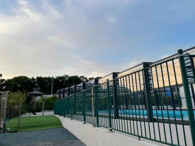 Saint-André-de-Seignaux Camping Le Ruisseau מראה חיצוני תמונה