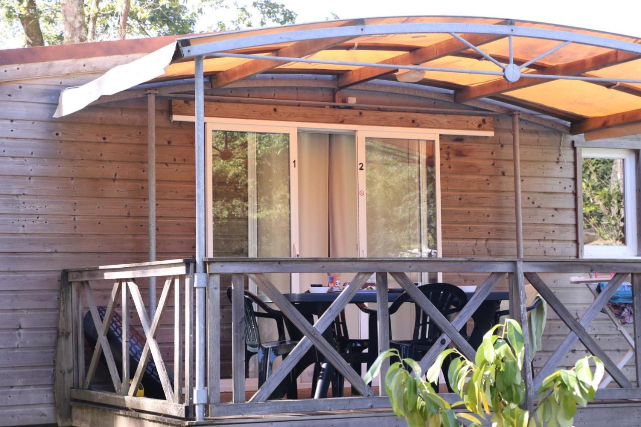 Saint-André-de-Seignaux Camping Le Ruisseau מראה חיצוני תמונה